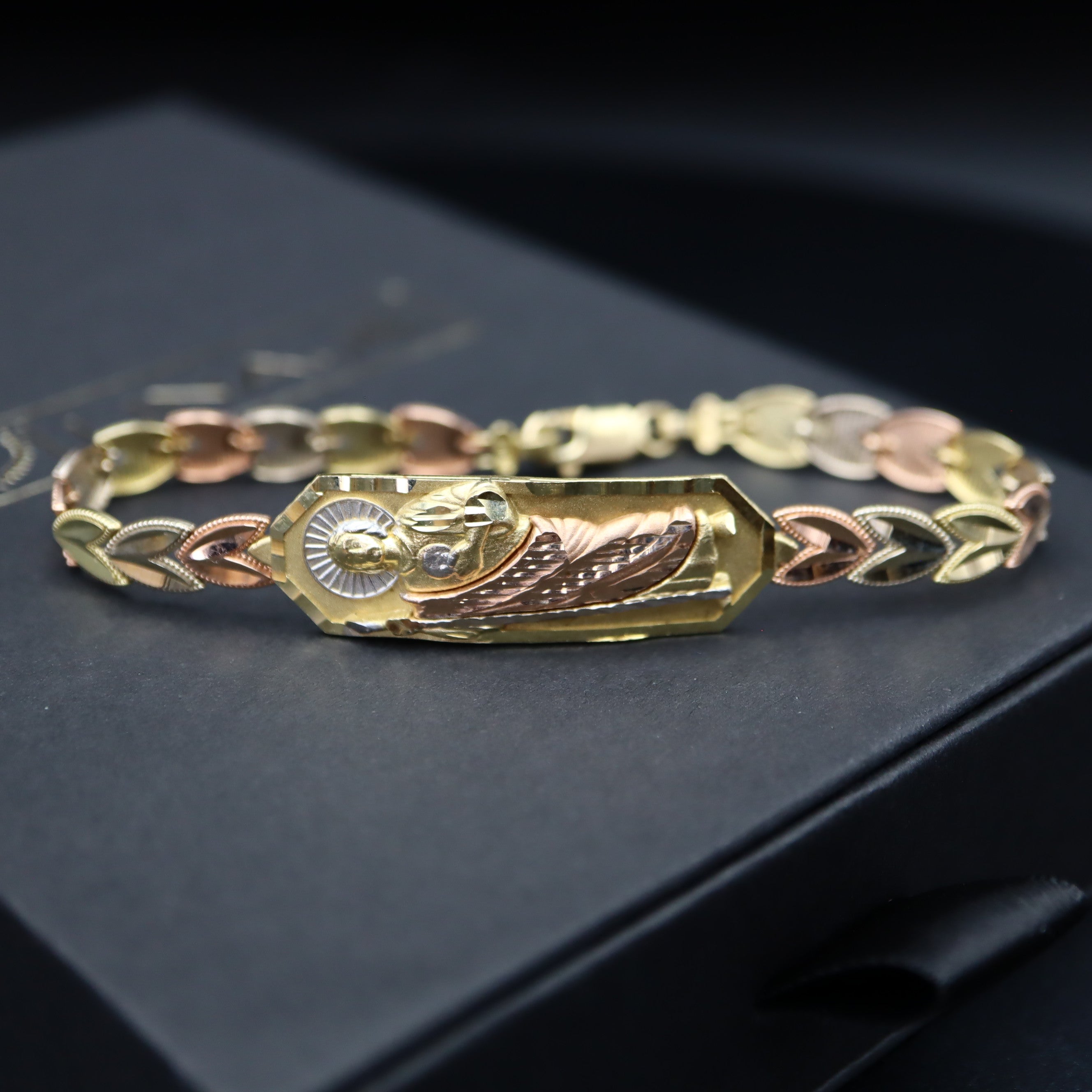 San judas hot sale gold bracelet